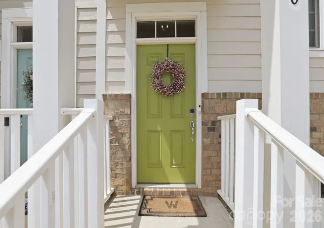 Photo 2 of Townhouse for sale at 400 Belton St, Charlotte, NC 28209 | MLS# 4407728 | Listing updated on 2026-09-21