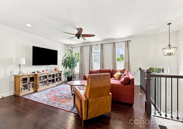 Photo 4 of Townhouse for sale at 400 Belton St, Charlotte, NC 28209 | MLS# 4407728 | Listing updated on 2026-09-21