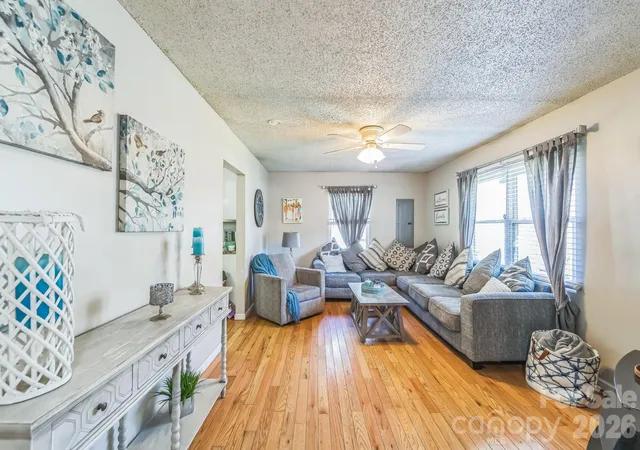 Photo 3 of Single family home for sale at 2100 Pisgah Hwy, Candler, NC 28715 | MLS# 4407732 | Listing updated on 2026-10-02