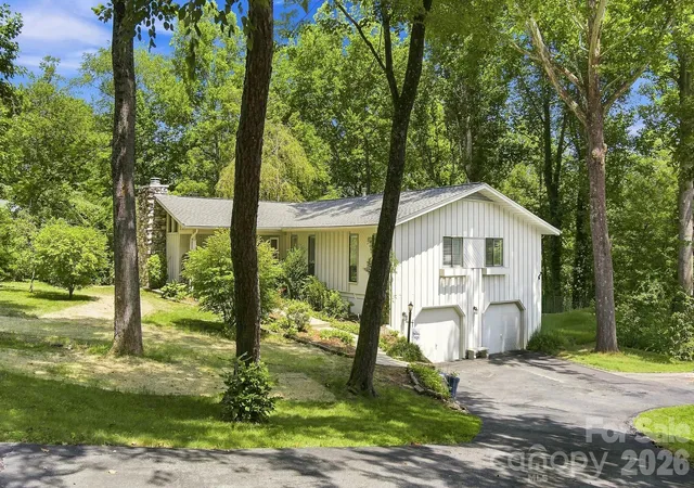 1st image of 3020 Chestnut Tree Rd, Hendersonville, NC 28792 | MLS# 4407739