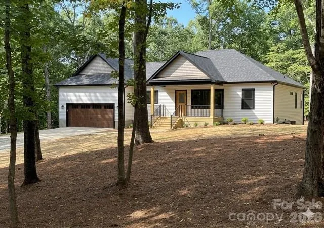 Photo 1 of Single family home for sale at 644 Roxboro Dr, Mount Gilead, NC 27306 | MLS# 4407775 | Listing updated on 2026-08-20
