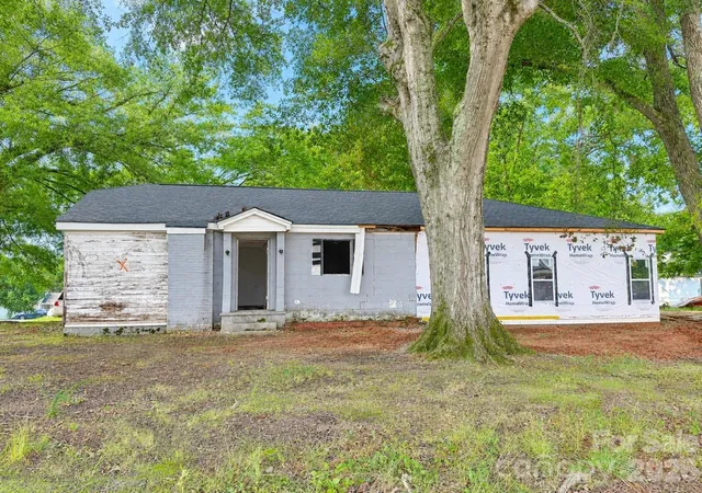 1st image of 111 Churchill Dr, Kings Mountain, NC 28086 | MLS# 4407787