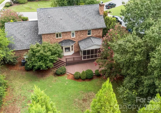 Photo 3 of Single family home for sale at 8601 Middleton Cir, Harrisburg, NC 28075 | MLS# 4407801 | Listing updated on 2026-09-03