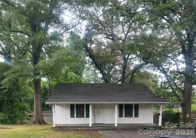 1st image of 109 Carlton Dr, Cherryville, NC 28021 | MLS# 4407803