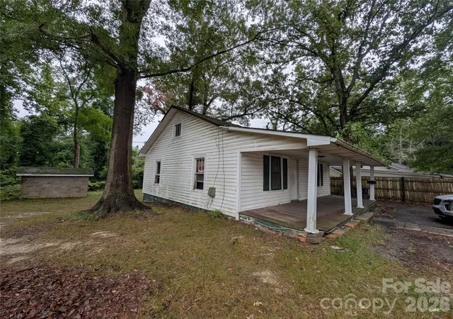 2nd image of 109 Carlton Dr, Cherryville, NC 28021 | MLS# 4407803