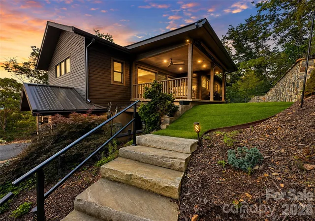 4th image of 228 Allen Mountain Dr, Black Mountain, NC 28711 | MLS# 4407817
