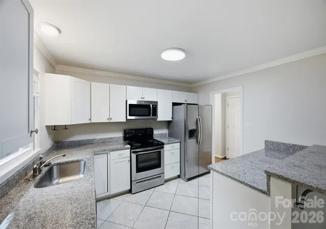 Photo 3 of Single family home for sale at 601 Groves St, Kings Mountain, NC 28086 | MLS# 4407825 | Listing updated on 2026-09-04