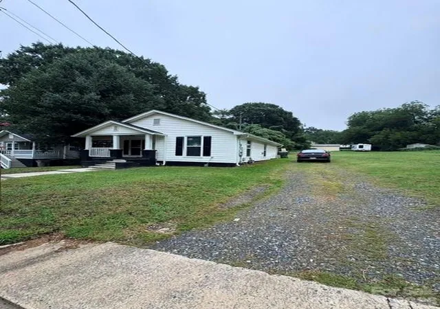 4th image of 512 S Gray St, Gastonia, NC 28052 | MLS# 4407836