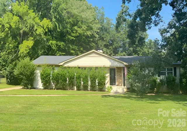 Photo 1 of Sale Pending at 7511 Monroe Rd, Charlotte, NC 28212 | MLS# 4407838 | Listing updated on 2026-10-08