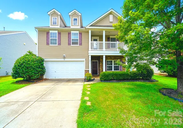 Photo 1 of Single family home for sale at 5011 Elementary View Dr, Charlotte, NC 28269 | MLS# 4407861 | Listing updated on 2026-08-25