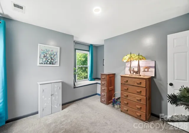 Photo 3 of Single family home for sale at 13901 Kings Carriage Ln, Charlotte, NC 28278 | MLS# 4407862 | Listing updated on 2026-09-30