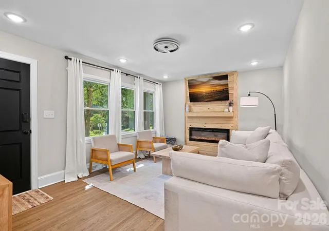 4th image of 1036 Cutler Pl, Charlotte, NC 28205 | MLS# 4407872