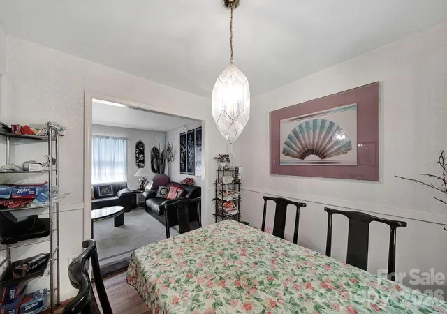 Photo 4 of Single family home for sale at 6010 Red Carriage Ln, Charlotte, NC 28212 | MLS# 4407873 | Listing updated on 2026-09-02