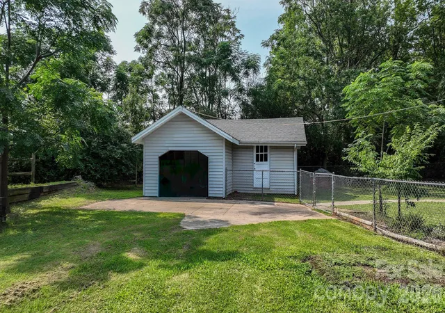 Photo 2 of Single family home for sale at 24747 Millingport Rd, Locust, NC 28097 | MLS# 4407883 | Listing updated on 2026-10-01