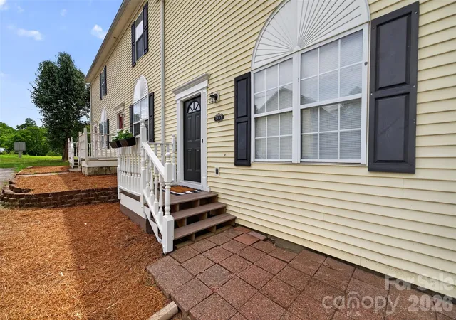 Photo 2 of Townhouse for sale at 1057 19th Street Ne, Hickory, NC 28601 | MLS# 4407886 | Listing updated on 2026-08-22