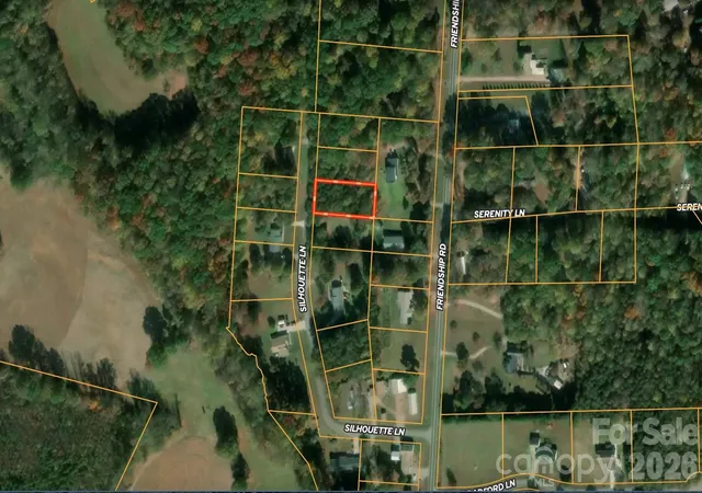 Photo 2 of Sale Pending at 146 Silhouette Ln, Statesville, NC 28625 | MLS# 4407888 | Listing updated on 2026-09-02