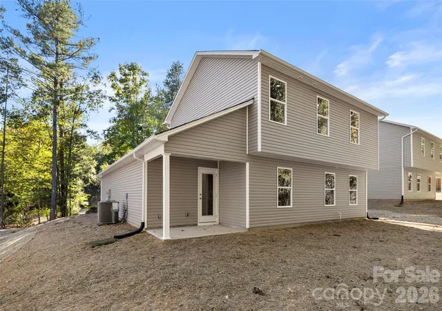 Photo 2 of Single family home for sale at 1703 Evans Dr, Lancaster, SC 29720 | MLS# 4407915 | Listing updated on 2026-10-28