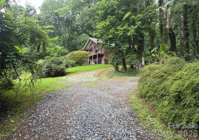 Photo 2 of Single family home for sale at 4897 Highway 226 N, Marion, NC 28752 | MLS# 4407928 | Listing updated on 2026-07-31