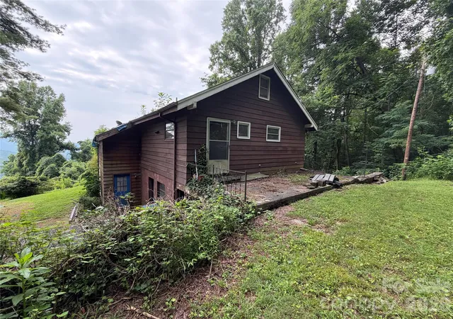 Photo 5 of Single family home for sale at 4897 Highway 226 N, Marion, NC 28752 | MLS# 4407928 | Listing updated on 2026-07-31