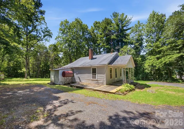 4th image of 2155 Pa Jolly Ln, Granite Falls, NC 28630 | MLS# 4407951