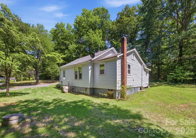 5th image of 2155 Pa Jolly Ln, Granite Falls, NC 28630 | MLS# 4407951
