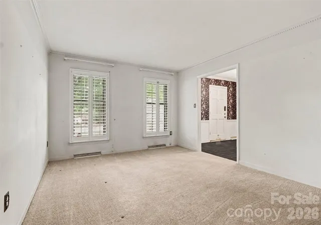 Photo 4 of Single family home for sale at 4221 Bridgewood Ln, Charlotte, NC 28226 | MLS# 4407961 | Listing updated on 2026-09-03