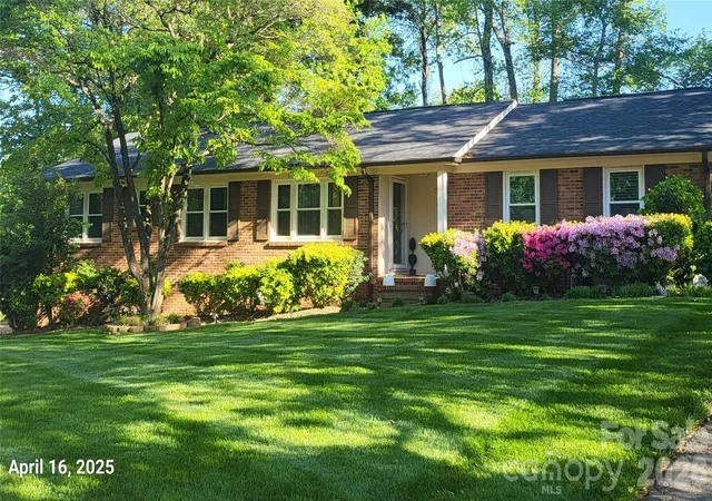 Photo 1 of Single family home for sale at 4200 Cerise Dr, Charlotte, NC 28269 | MLS# 4408042 | Listing updated on 2026-09-28