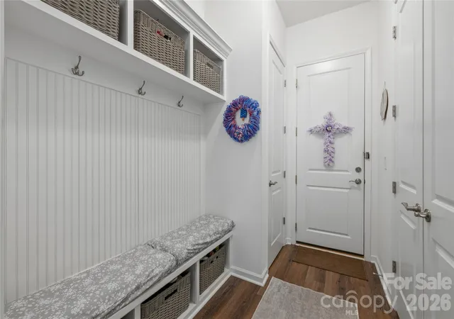 Photo 4 of Single family home for sale at 6612 Star Dr, Sherrills Ford, NC 28673 | MLS# 4408045 | Listing updated on 2026-08-17