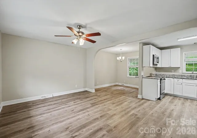 Photo 4 of Single family home for sale at 6601 Lynfield Dr, Charlotte, NC 28212 | MLS# 4408047 | Listing updated on 2026-09-23