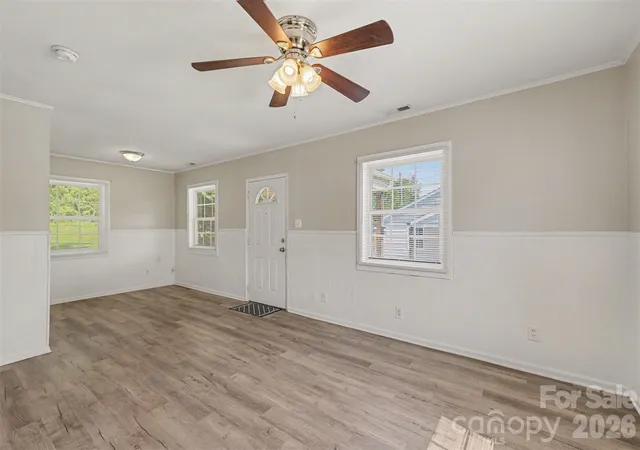 Photo 4 of Single family home for sale at 1037 Cherokee Ave, Rock Hill, SC 29732 | MLS# 4408050 | Listing updated on 2026-10-13