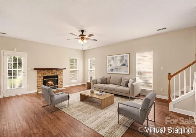 Photo 3 of Single family home for sale at 12616 Coral Sunrise Dr, Huntersville, NC 28078 | MLS# 4408052 | Listing updated on 2026-10-06