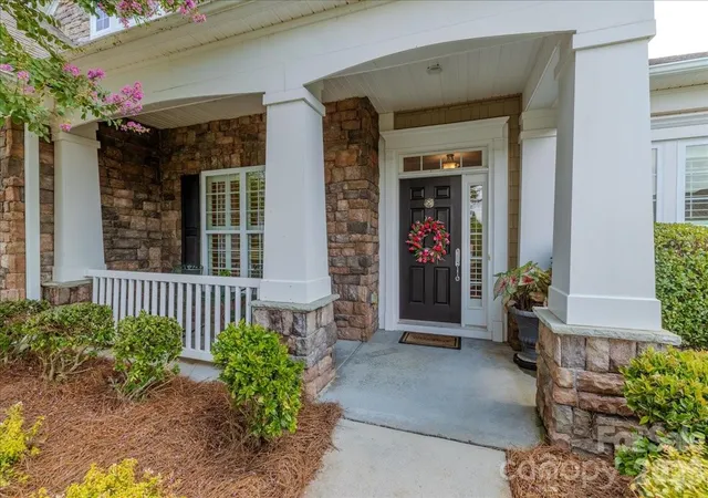 3rd image of 39650 Rosebay Ct, Fort Mill, SC 29707 | MLS# 4408071