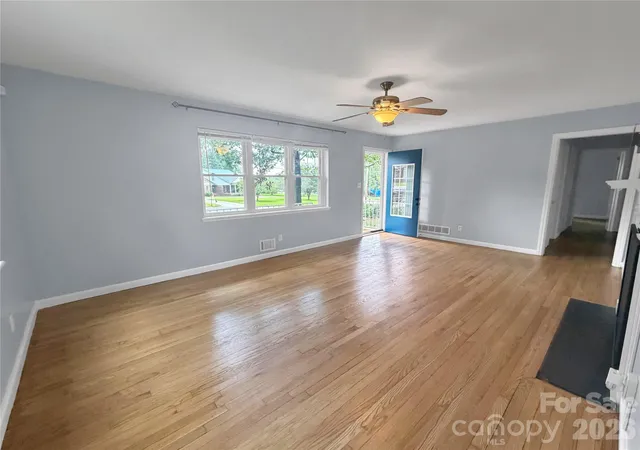 image of 501 Rhodes Ave, Kings Mountain, NC 28086 | MLS# 4408076