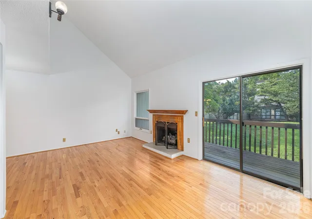 5th image of 30 Maple Ridge Ln, Asheville, NC 28806 | MLS# 4408077
