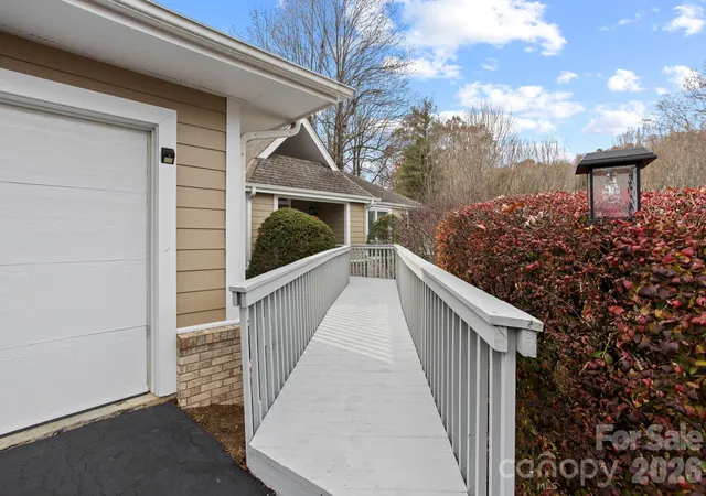 5th image of 122 Broadmoor Dr, Flat Rock, NC 28731 | MLS# 4408079