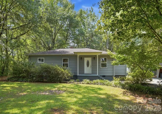 2nd image of 2125 Old Hickory Grove Rd, Mount Holly, NC 28120 | MLS# 4408090