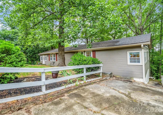 2nd image of 297 Chimney Cliff Dr, Lake Lure, NC 28746 | MLS# 4408093