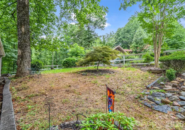 40th image of 297 Chimney Cliff Dr, Lake Lure, NC 28746 | MLS# 4408093