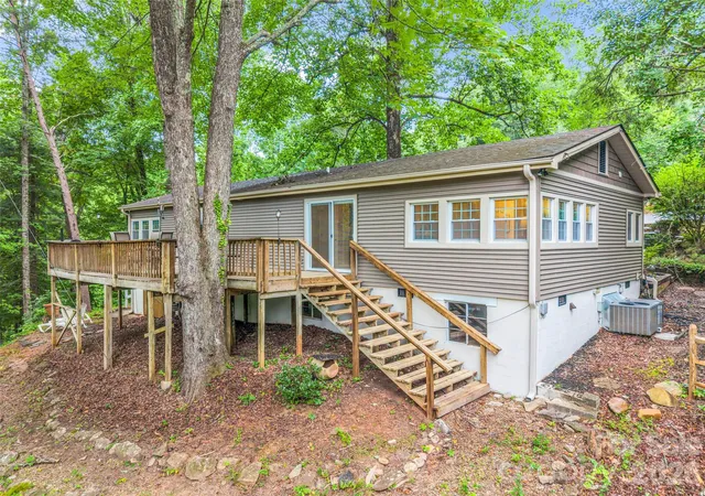 Photo 1 of Single family home for sale at 297 Chimney Cliffs Dr, Lake Lure, NC 28746 | MLS# 4408093 | Listing updated on 2026-09-08
