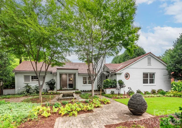 1st image of 1101 Belgrave Pl, Charlotte, NC 28203 | MLS# 4408102