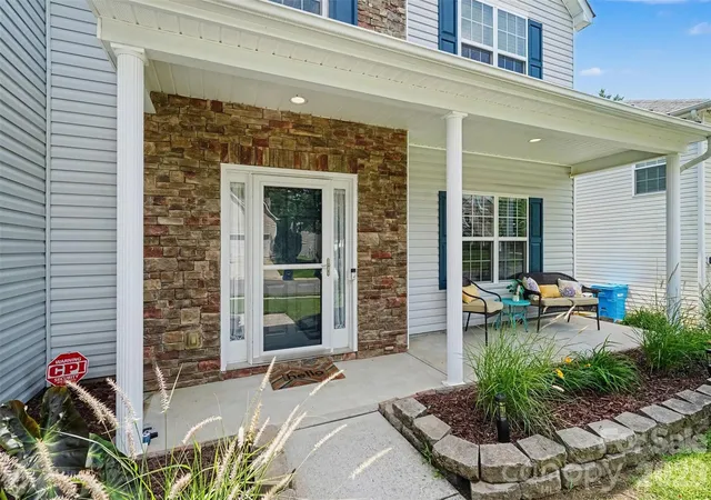 4th image of 5813 Parkstone Dr, Matthews, NC 28104 | MLS# 4408106