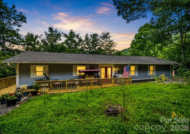 1st image of 16 Starlight Dr, Black Mountain, NC 28711 | MLS# 4408107