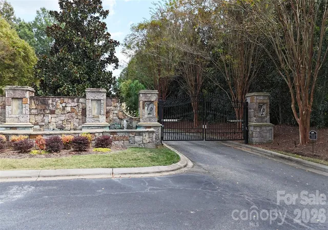 18th image of 8335 Victoria Lake Dr, Waxhaw, NC 28173 | MLS# 4408132