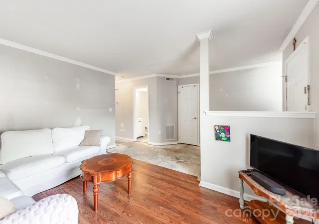 Listing Photo 5 - Condo for sale in building located at 104 Heritage Pkwy, Fort Mill, SC 29715