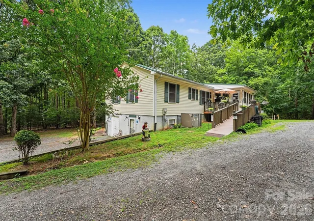 3rd image of 5203 Winton St, Kannapolis, NC 28081 | MLS# 4408160