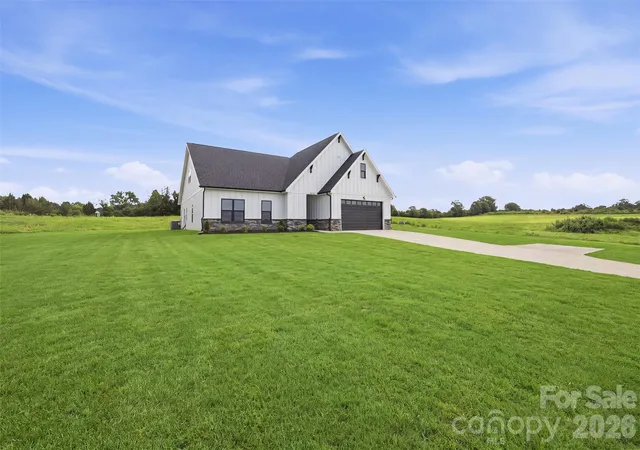 Photo 3 of Single family home for sale at 5432 Reepsville Rd, Vale, NC 28168 | MLS# 4408169 | Listing updated on 2026-09-24