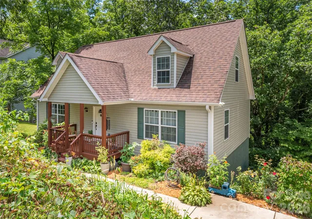 1st image of 10 E Rolling Acres Dr, Weaverville, NC 28787 | MLS# 4408170