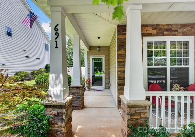 image of 691 Goldflower Dr, Rock Hill, SC 29732 | MLS# 4408192