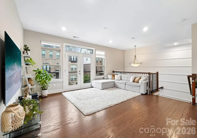 Photo 3 of Townhouse for sale at 11023 Stetler St, Charlotte, NC 28204 | MLS# 4408205 | Listing updated on 2026-08-14