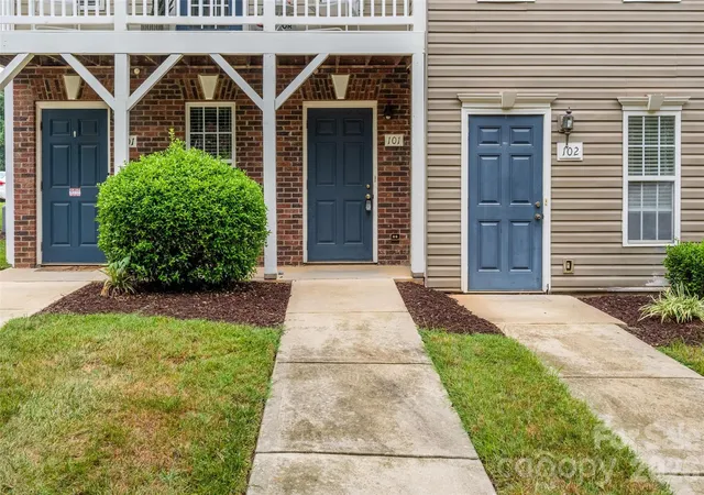2nd image of 119 Steam Engine Dr #101, Mooresville, NC 28115 | MLS# 4408218